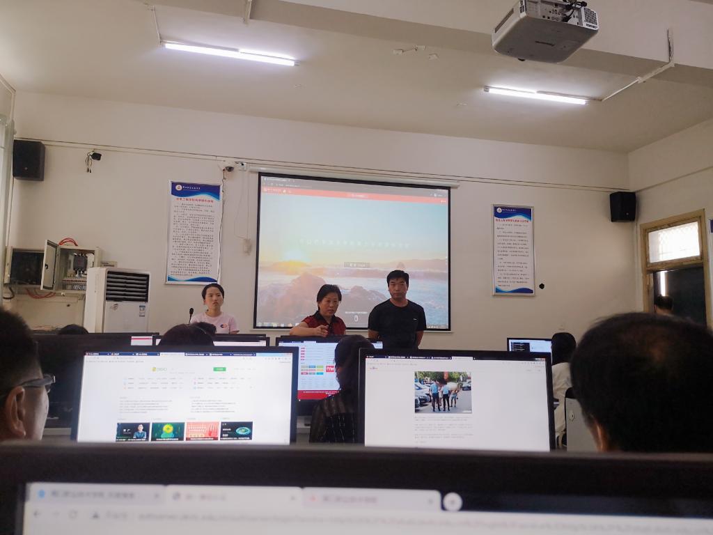 谈球吧体育