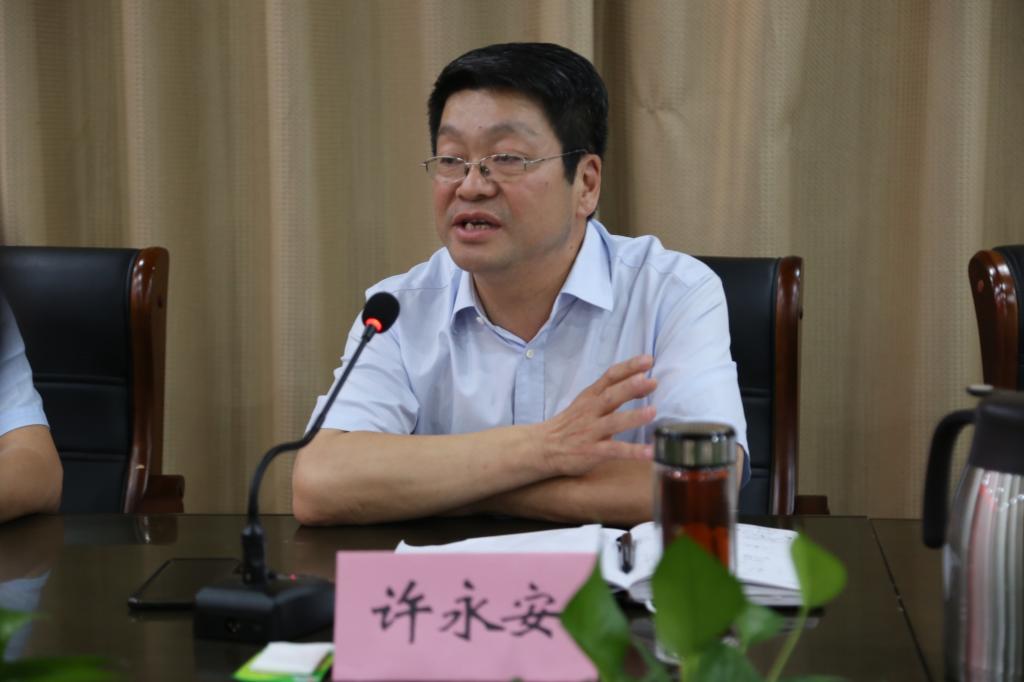 谈球吧体育
