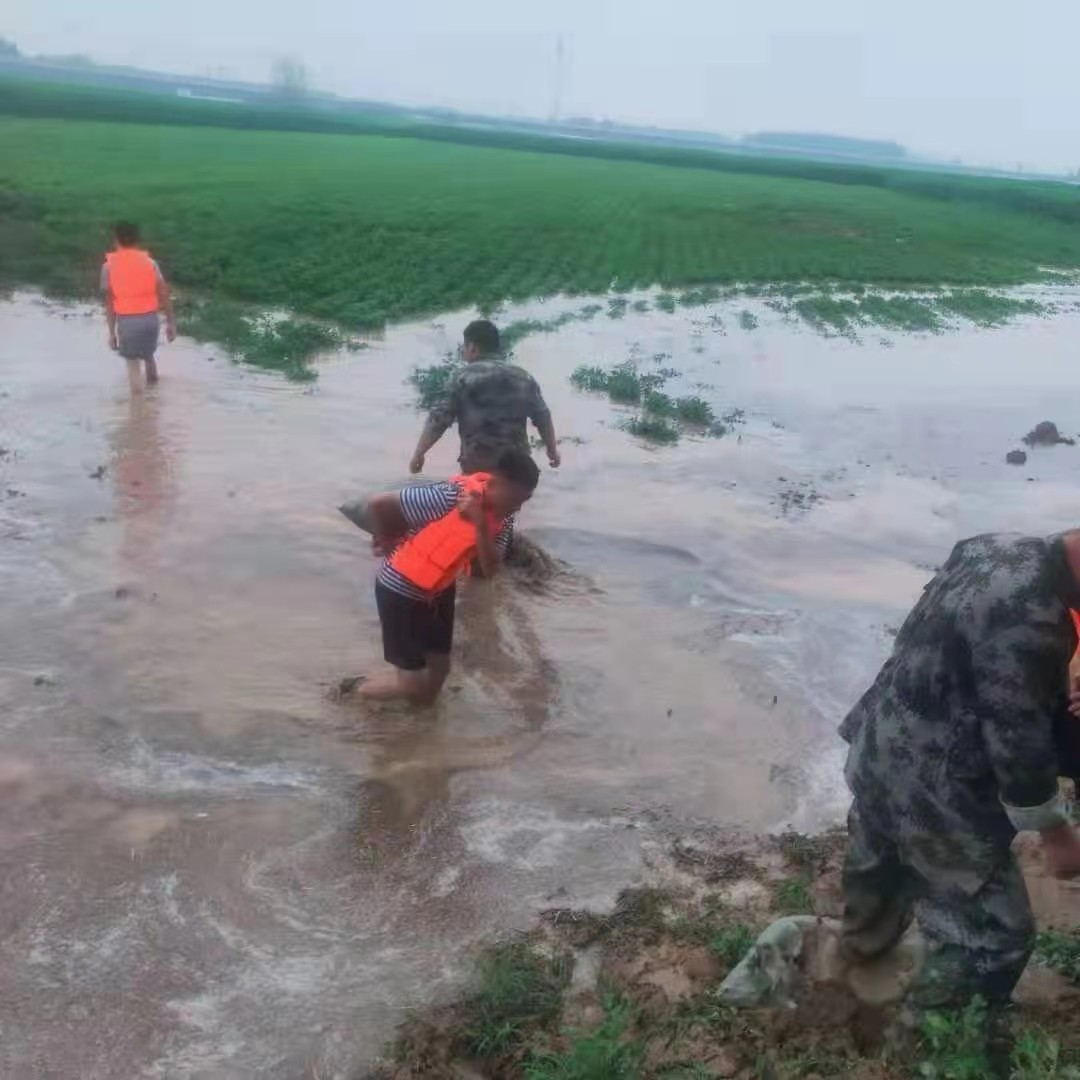 谈球吧体育