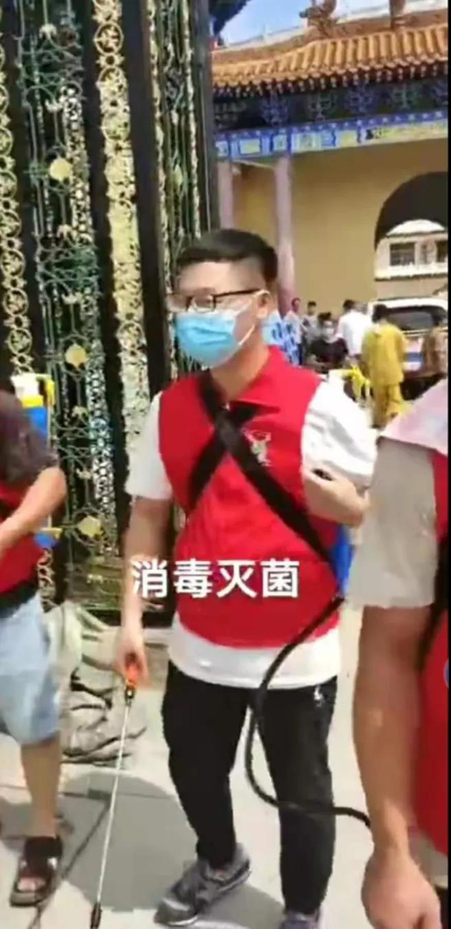谈球吧体育